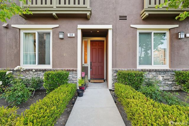 104 Diamond Cove Terrace, San Francisco, CA 94134