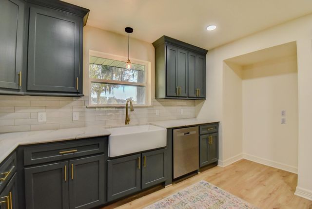 9020 Fm 1459 Road, Sweeny, TX 77480