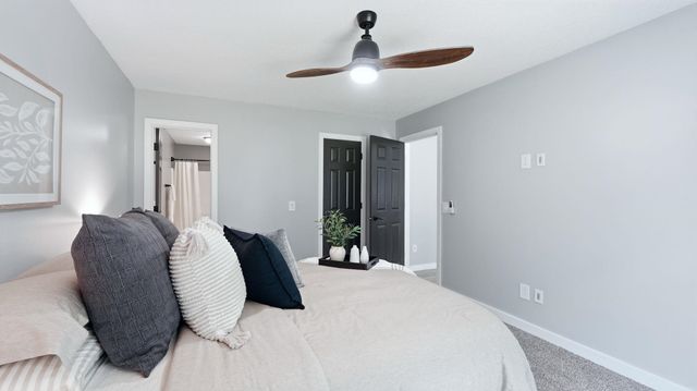9803 Lima Meadow Run, Fort Wayne, IN 46825