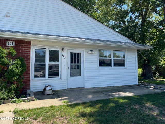 104 Hope Road B, Whiting, NJ 08759