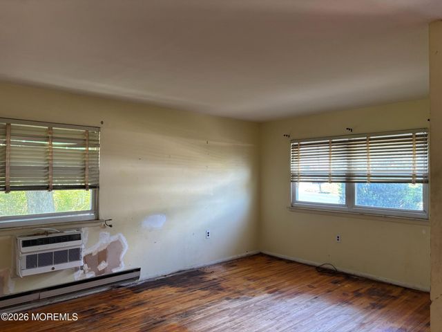 104 Hope Road B, Whiting, NJ 08759