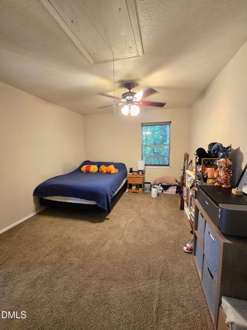 6927 Fox Haven Place, Raleigh, NC 27616