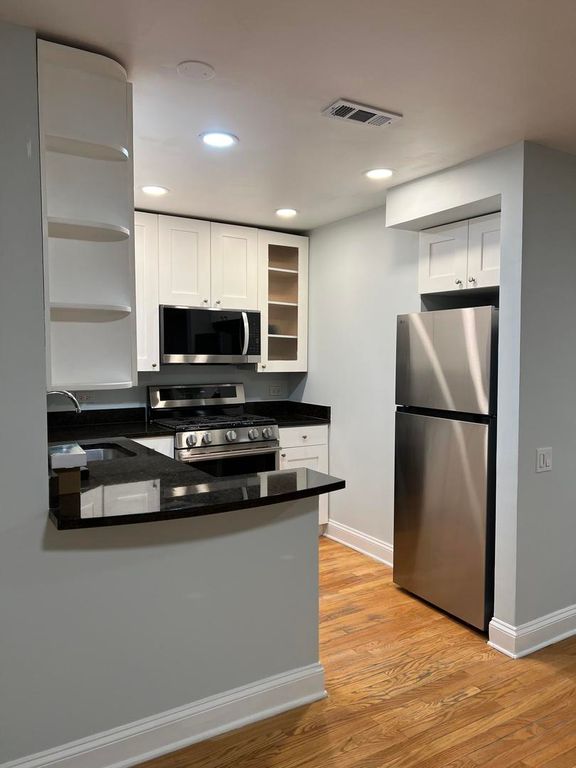 2036 N Larrabee Street 8106, Chicago, IL 60614 — photo 4