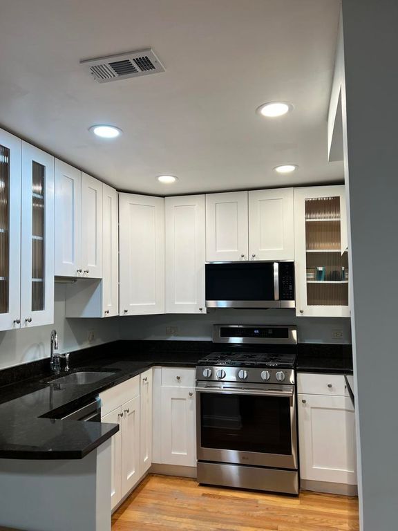 2036 N Larrabee Street 8106, Chicago, IL 60614 — photo 5