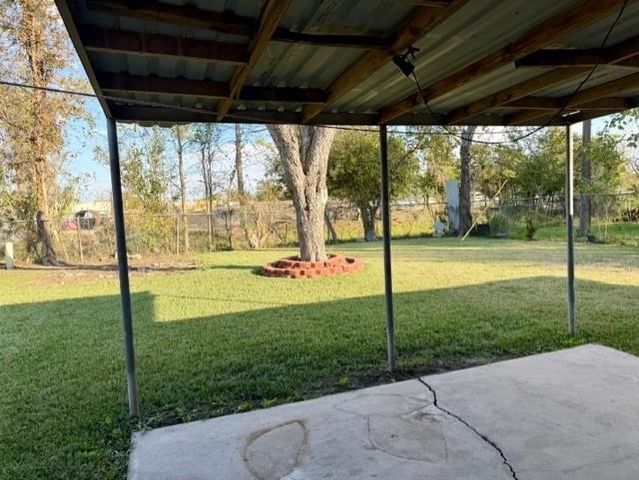 15242 Dogwood Tree Street, Houston, TX 77060