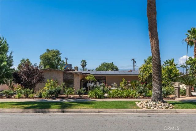 1244 W Highland, Redlands, CA 92373