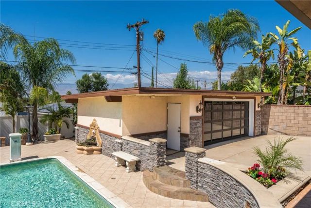 1244 W Highland, Redlands, CA 92373