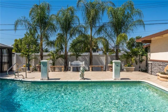 1244 W Highland, Redlands, CA 92373