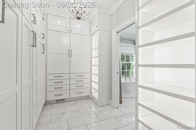477 Dunston Road, Bloomfield Hills, MI 48304