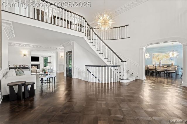 477 Dunston Road, Bloomfield Hills, MI 48304