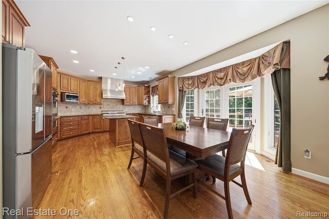 472 Timbermill Lane, Howell, MI 48843
