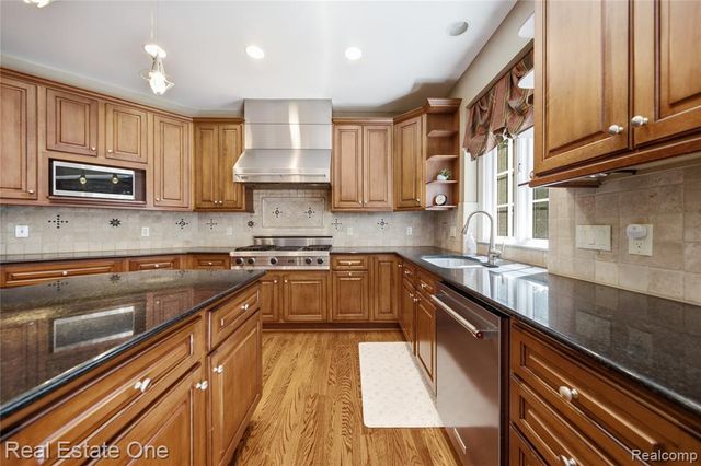 472 Timbermill Lane, Howell, MI 48843