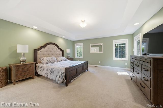 472 Timbermill Lane, Howell, MI 48843