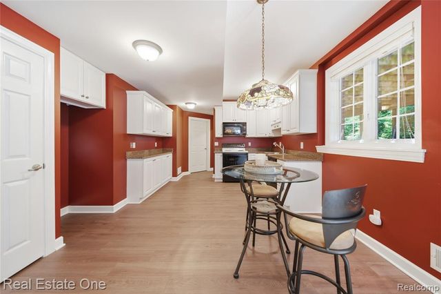 472 Timbermill Lane, Howell, MI 48843