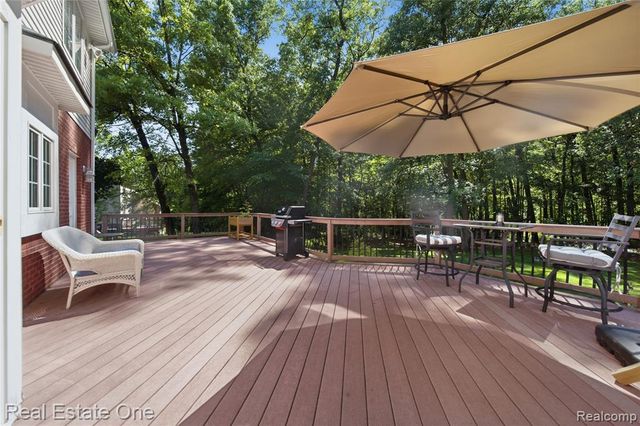 472 Timbermill Lane, Howell, MI 48843