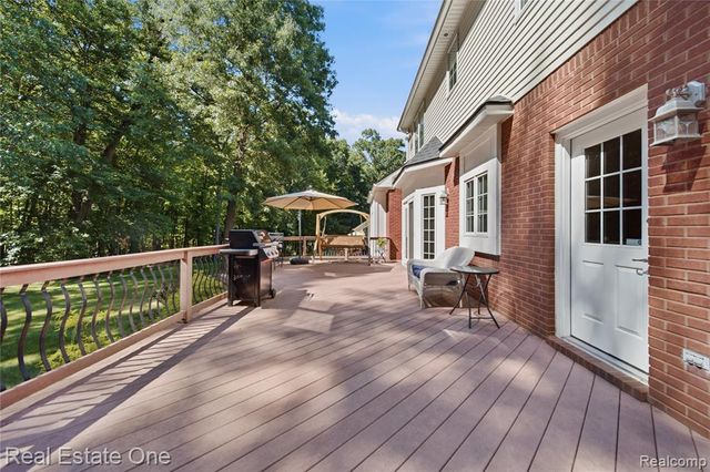 472 Timbermill Lane, Howell, MI 48843