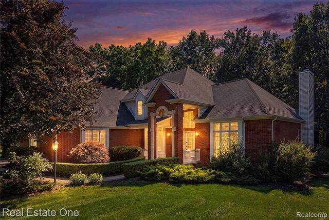 472 Timbermill Lane, Howell, MI 48843