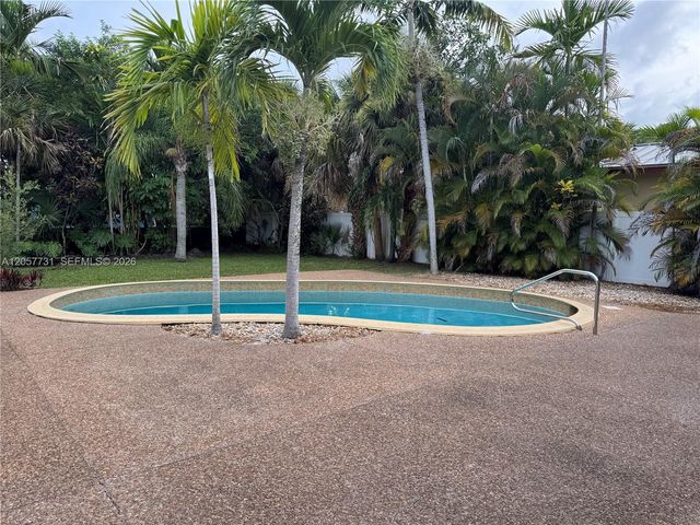 1370 SW 32nd St, Fort Lauderdale, FL 33315
