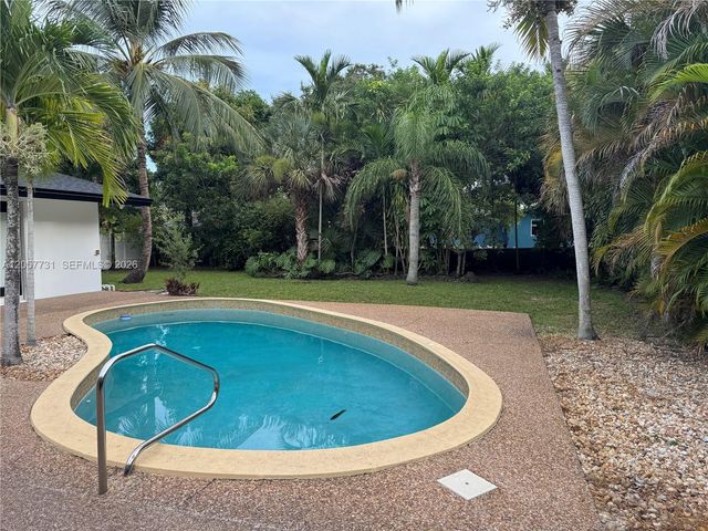 1370 SW 32nd St, Fort Lauderdale, FL 33315