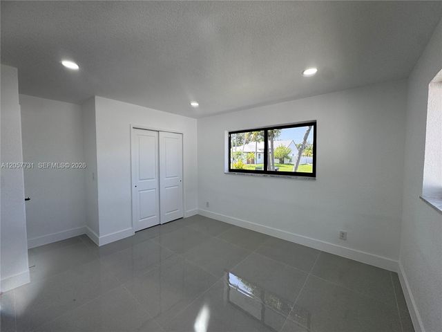 1370 SW 32nd St, Fort Lauderdale, FL 33315