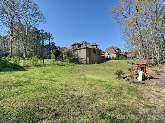 280 Palm Cove Way, York, SC 29745