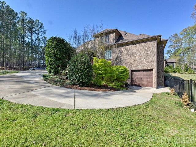 280 Palm Cove Way, York, SC 29745