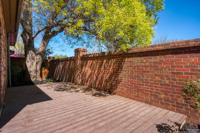 1328 Patio Dr, New Braunfels, TX 78130