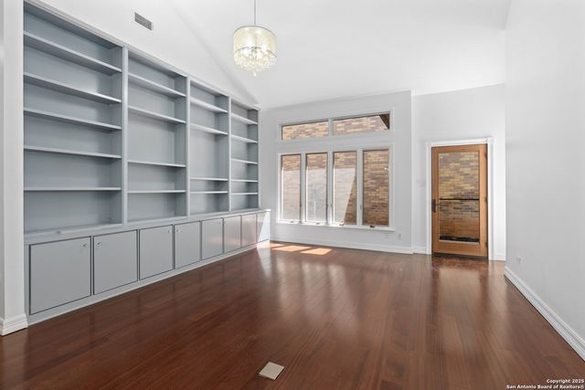 1328 Patio Dr, New Braunfels, TX 78130