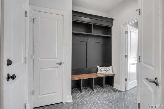 4 Streamsong Court, Amherst, NY 14051