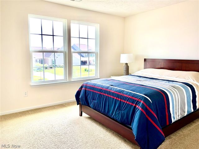 3125 PORTSMOUTH Drive, Brunswick, OH 44212