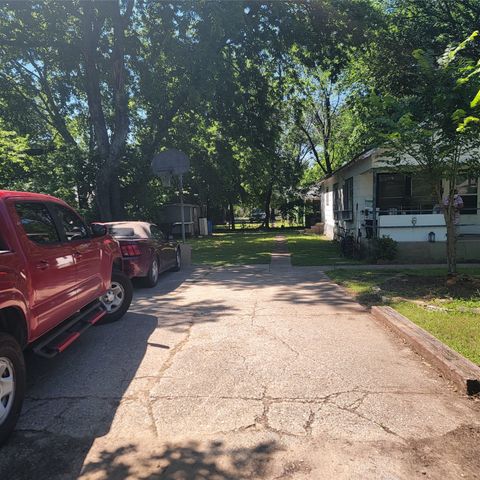 614 Stafford Drive, Seagoville, TX 75159