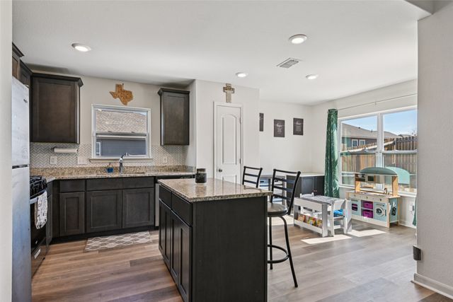 2405 Stillwater Drive, Ponder, TX 76259