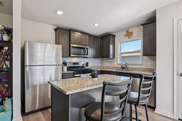 2405 Stillwater Drive, Ponder, TX 76259