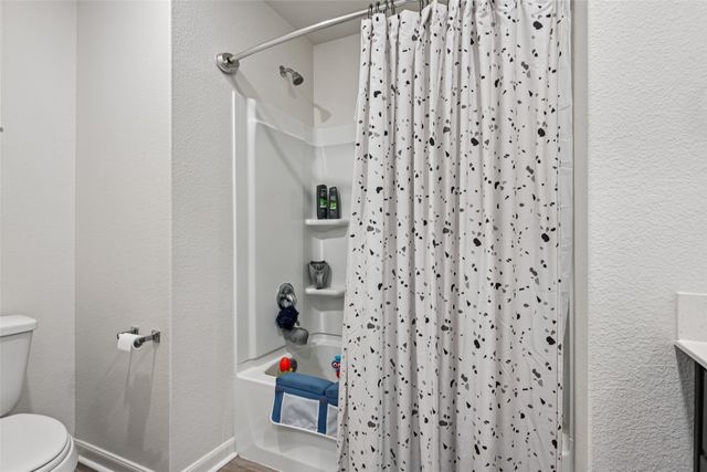 2405 Stillwater Drive, Ponder, TX 76259