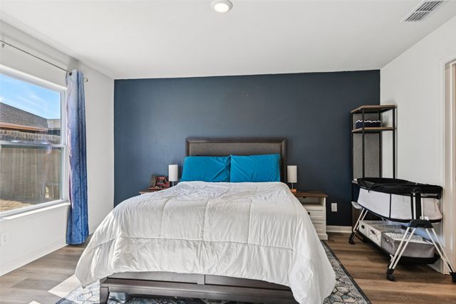 2405 Stillwater Drive, Ponder, TX 76259