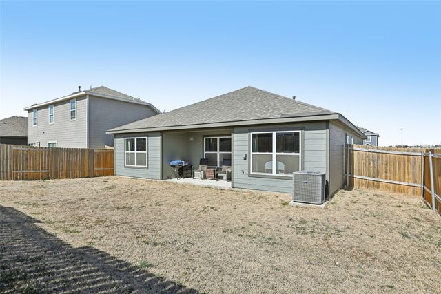 2405 Stillwater Drive, Ponder, TX 76259