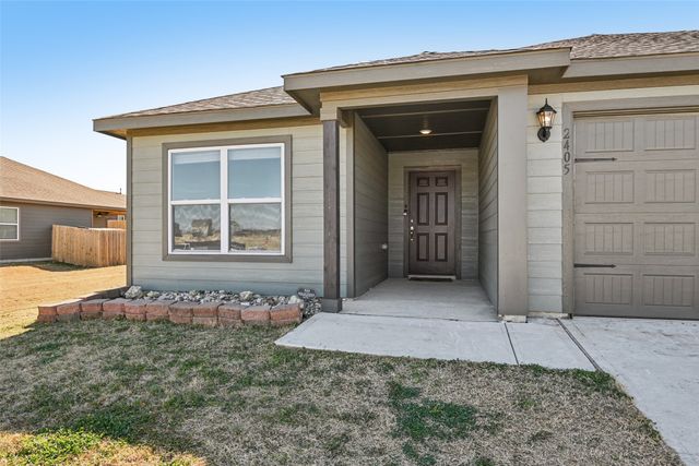 2405 Stillwater Drive, Ponder, TX 76259