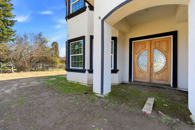 12709 Avenue 328, Visalia, CA 93291