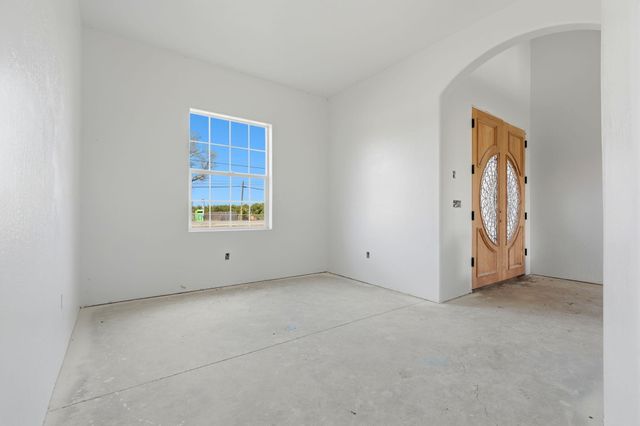 12709 Avenue 328, Visalia, CA 93291