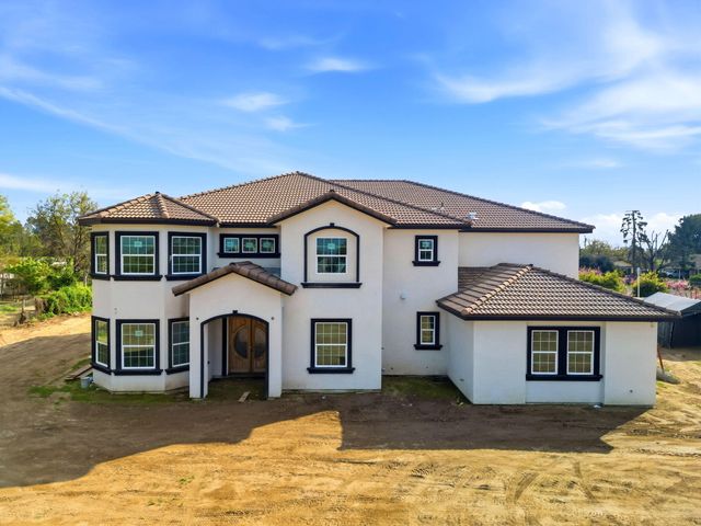 12709 Avenue 328, Visalia, CA 93291