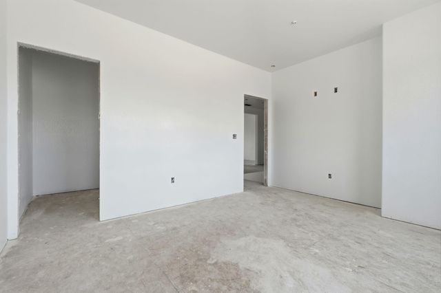 12709 Avenue 328, Visalia, CA 93291