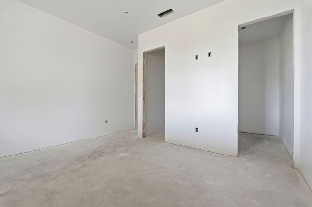 12709 Avenue 328, Visalia, CA 93291