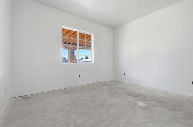 12709 Avenue 328, Visalia, CA 93291