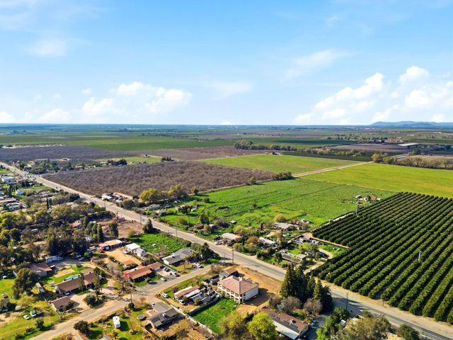 12709 Avenue 328, Visalia, CA 93291