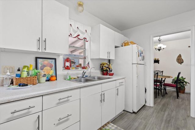 4015 52ND STREET COURT W, Bradenton, FL 34209