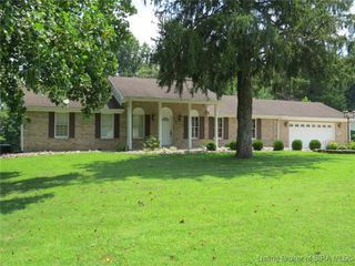 6950 Pioneer Trail NE, Georgetown, IN 47122