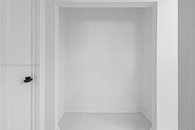 3956 NW 207th St Rd, Miami Gardens, FL 33055