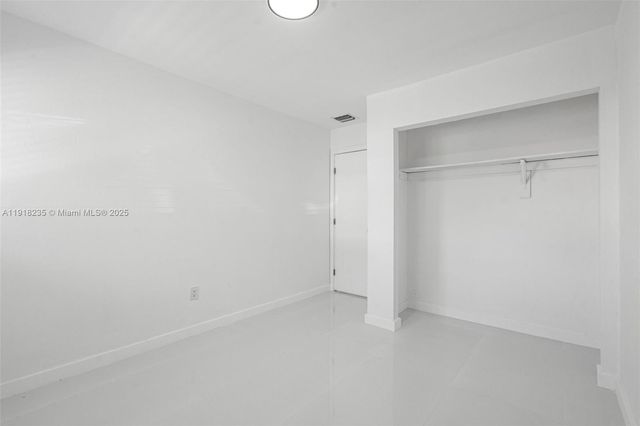 3956 NW 207th St Rd, Miami Gardens, FL 33055