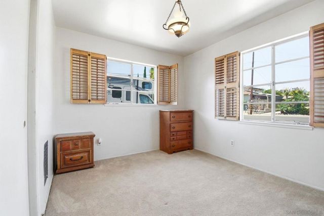 7911 Blue Jay Pl, San Diego, CA 92123