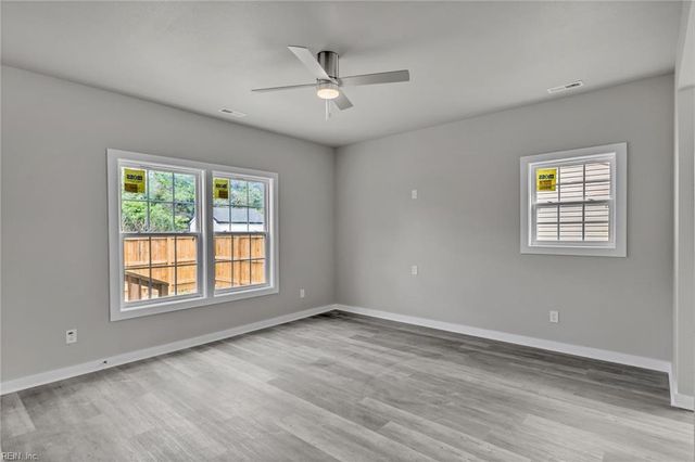 17 Kempton ST, Hampton, VA 23669